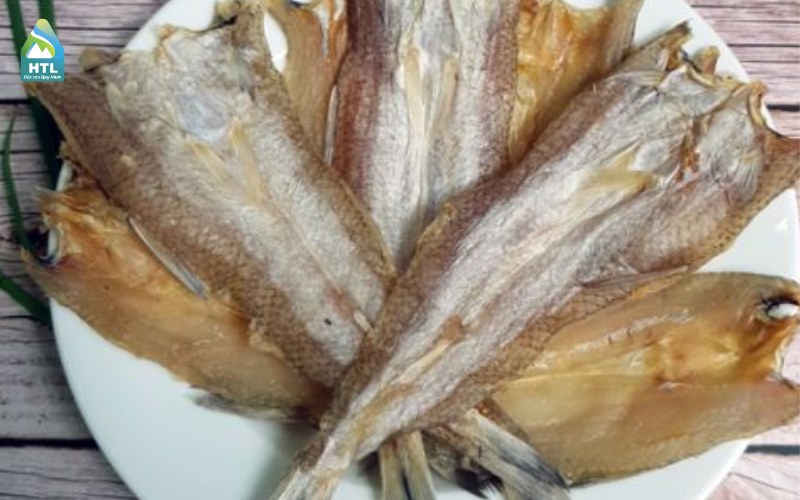Khô cá mối – món nhậu quốc dân, càng nướng càng thơm.