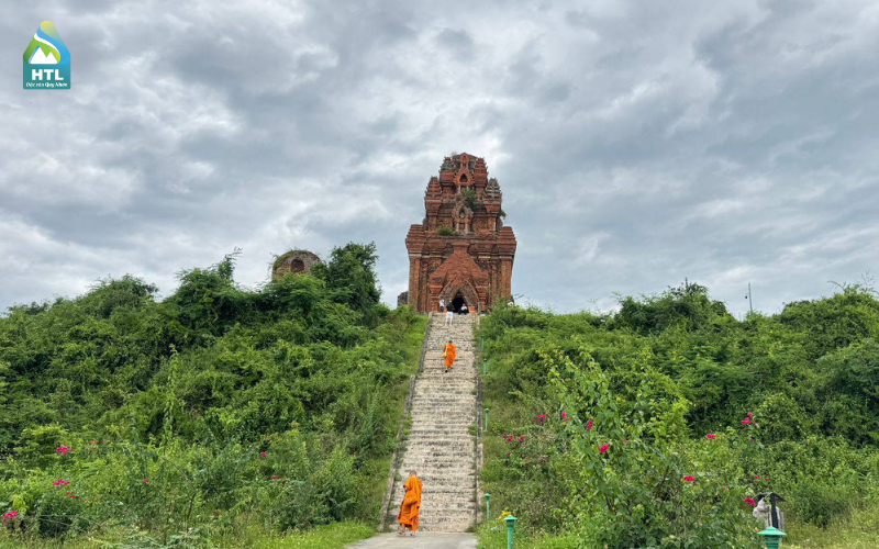 tháp bánh ít